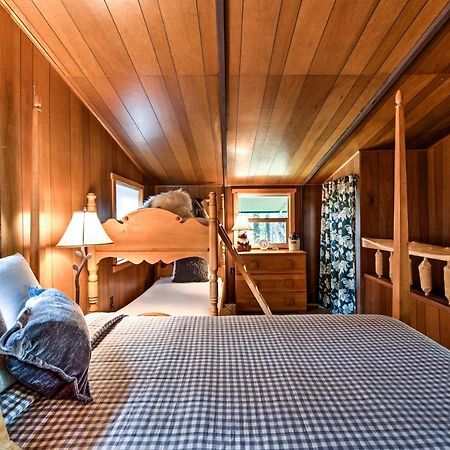 Serene Washington Escape With Deck And Mountain Views! Packwood Luaran gambar