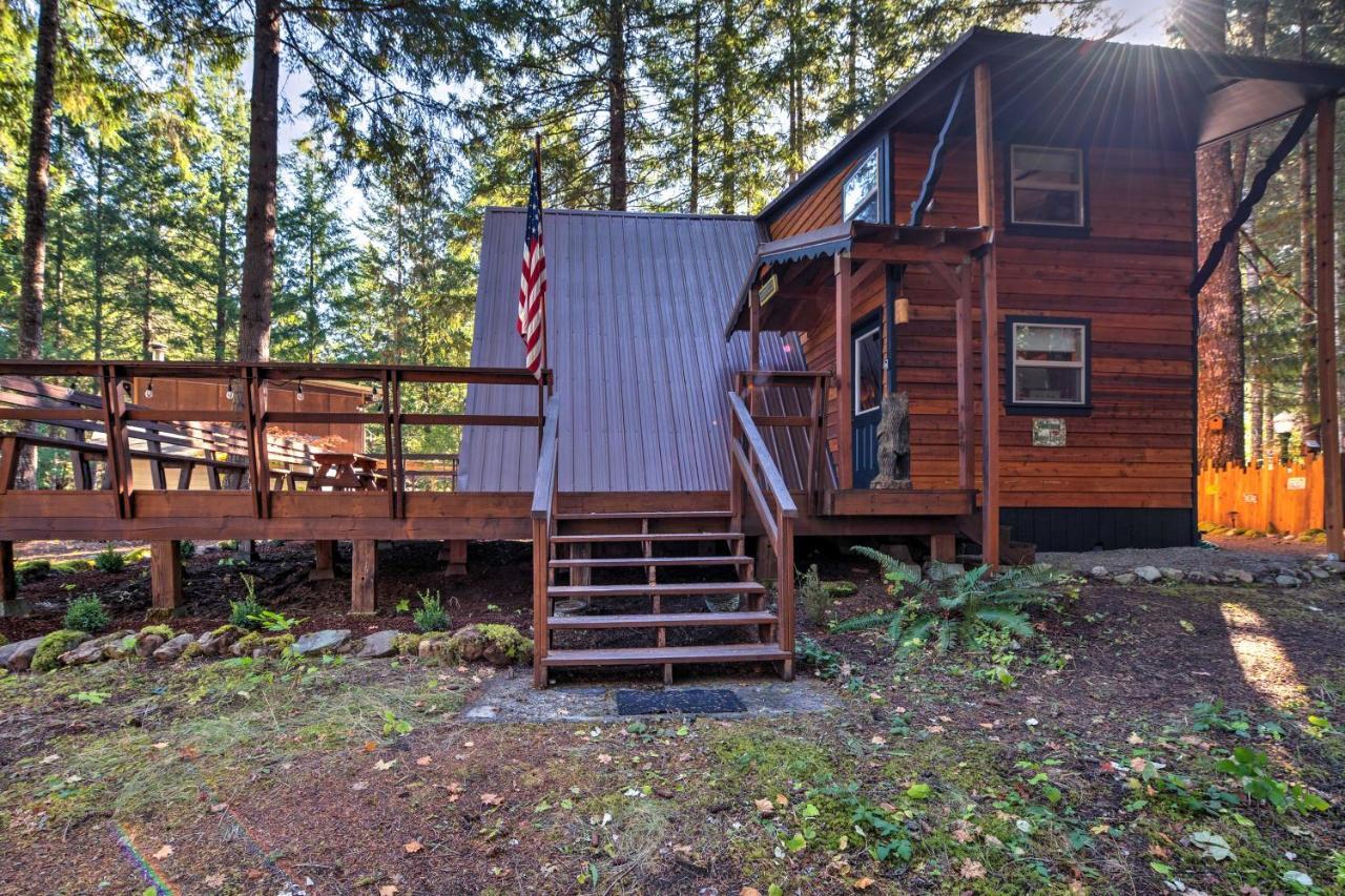 Serene Washington Escape With Deck And Mountain Views! Packwood Luaran gambar